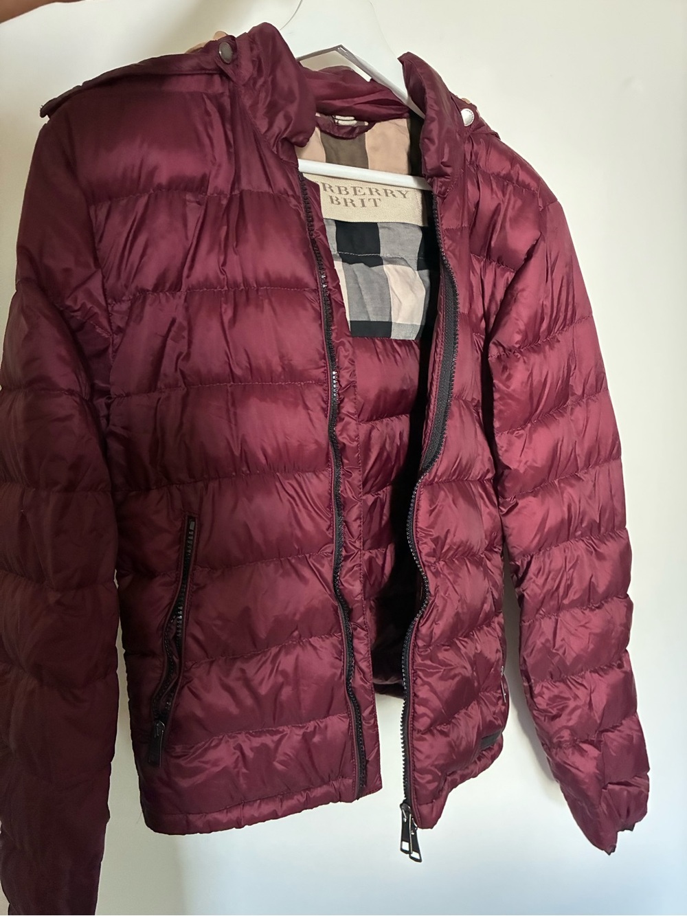 Burberry Quilted Puffer Jacket in Burgundy with Check Lining